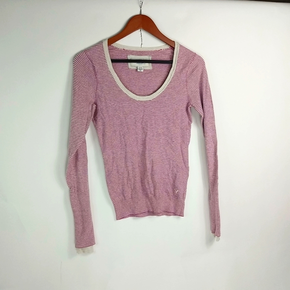 American Eagle M Red Creme Striped Top